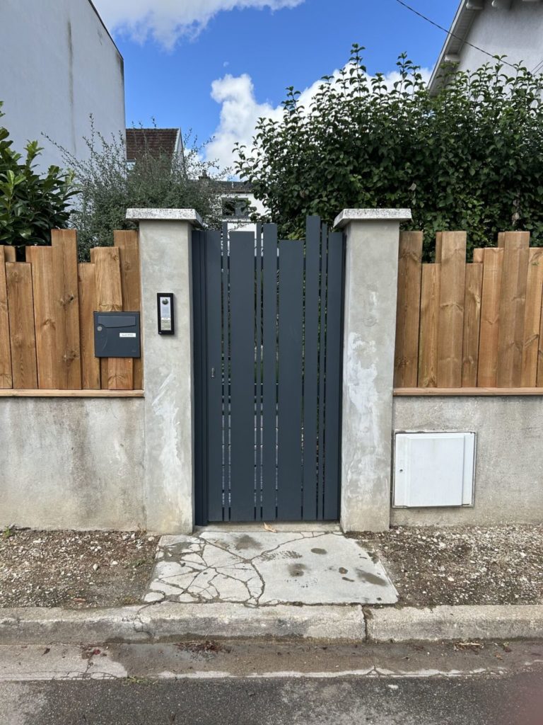 Portillon en alu - MB Direct Komilfo