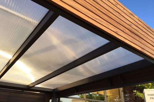 Carport alu et bois vitres opaques