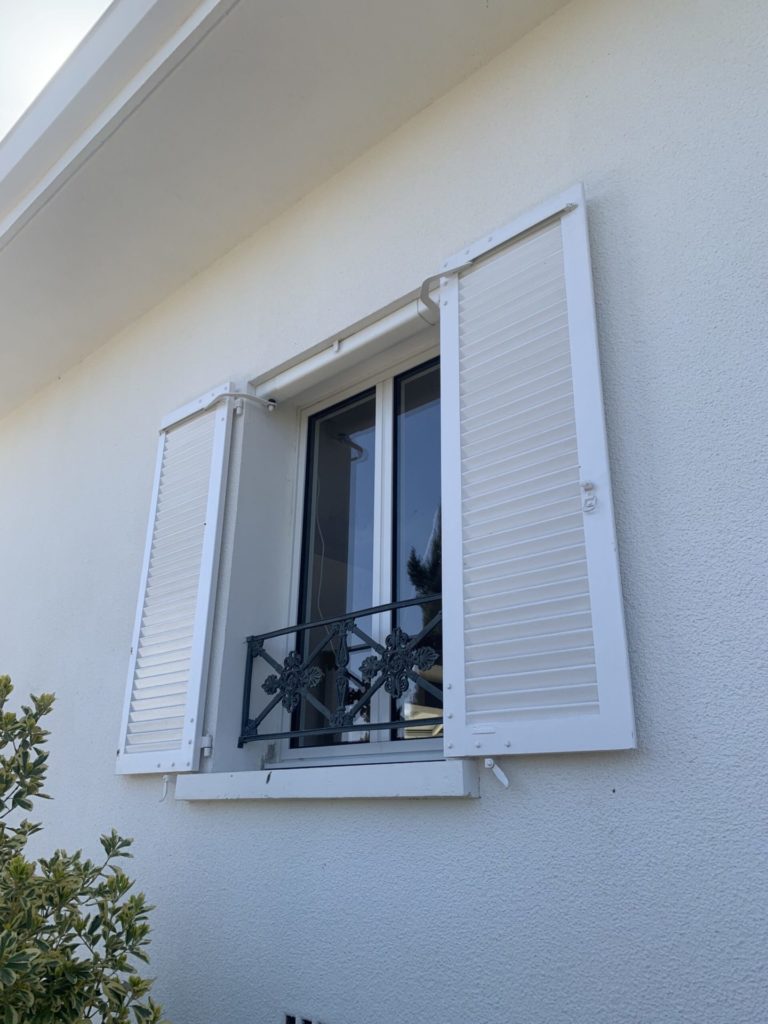 Motorisation de volets battant - MB Direct Komilfo