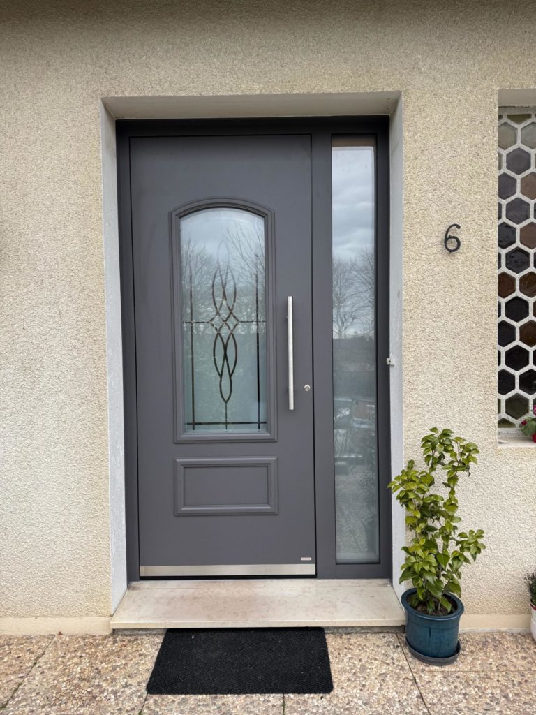 Porte d'entrée Pirnar, modèle Optimum