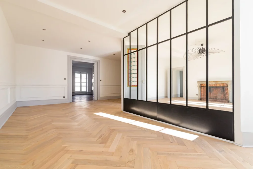 Verrière Brun & Doutté noir modèle Icare - MB Direct Komilfo