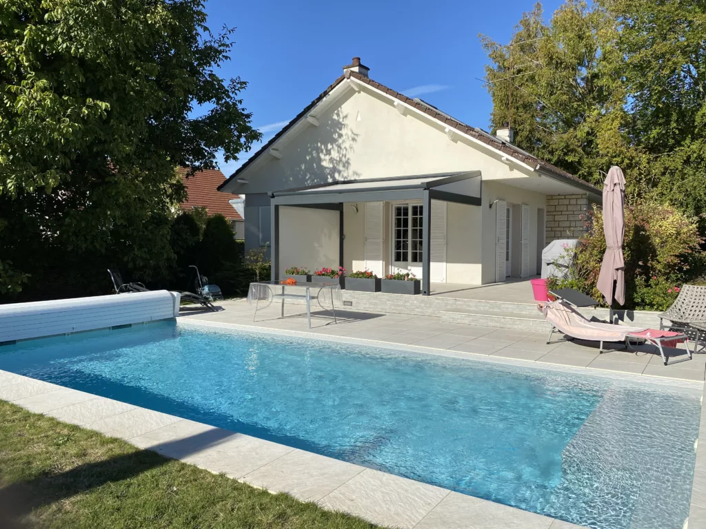 MB DIRECT_KOMILFODIJON_PERGOLA_BRUSTOR_B128XL_GRIS 7016_ZIP SCREEN