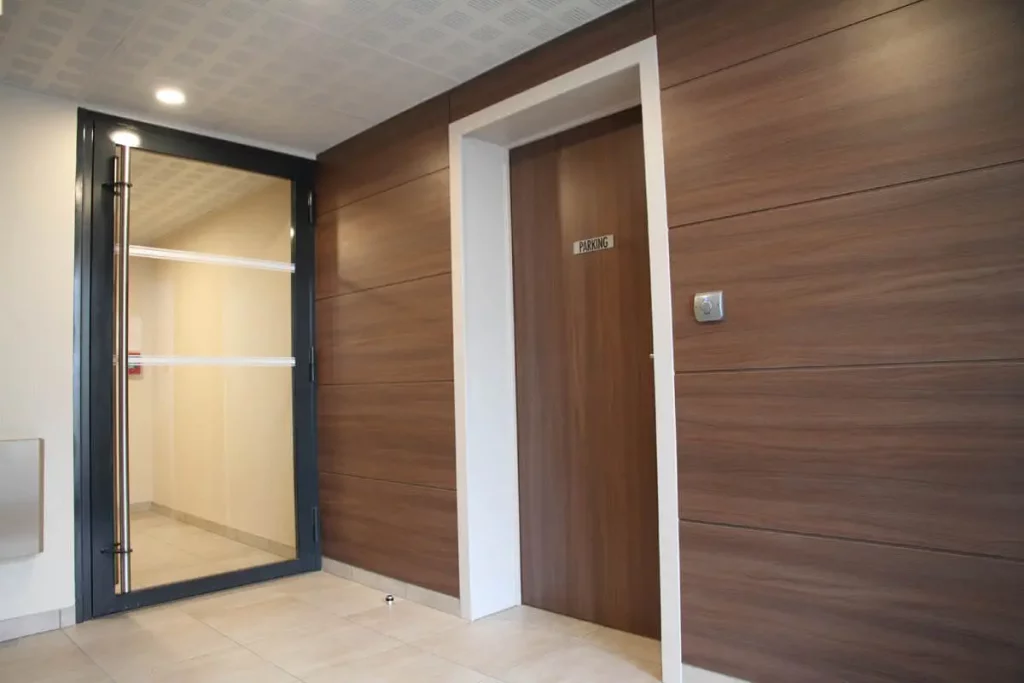 PORTE PALIERE BOIS EXOTIQUE HUET KOMILFO MB DIRECT
