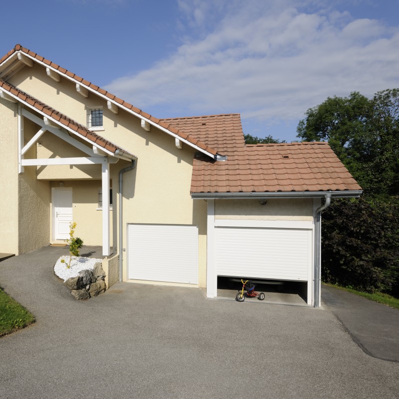 Porte de garage enroulable MB Direct Komilfo