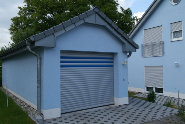 Porte de garage enroulable Lakal - modèle Tertio