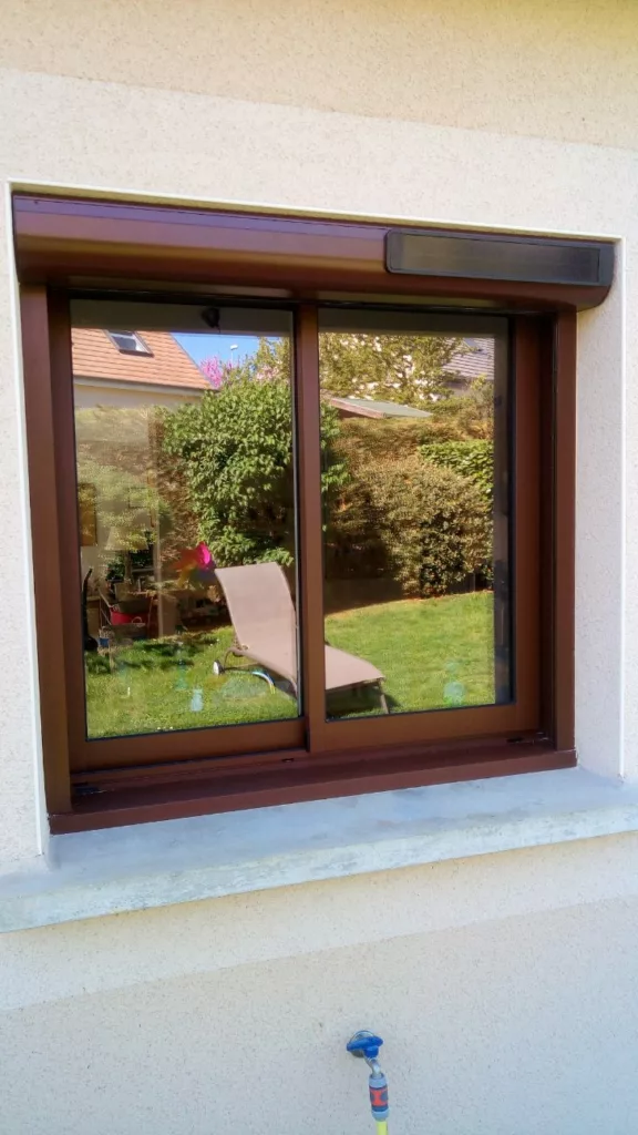 MB DIRECT_KOMILFO DIJON_ MENUISERIE ALU PANORAMIQUE_WIBAIE_PLAQUAGE CHENE DORE