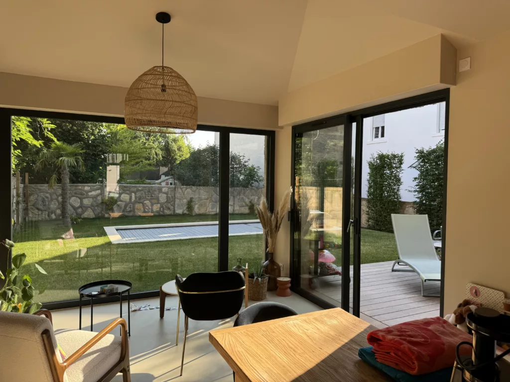 Baie coulissante double en aluminium RAL 7016