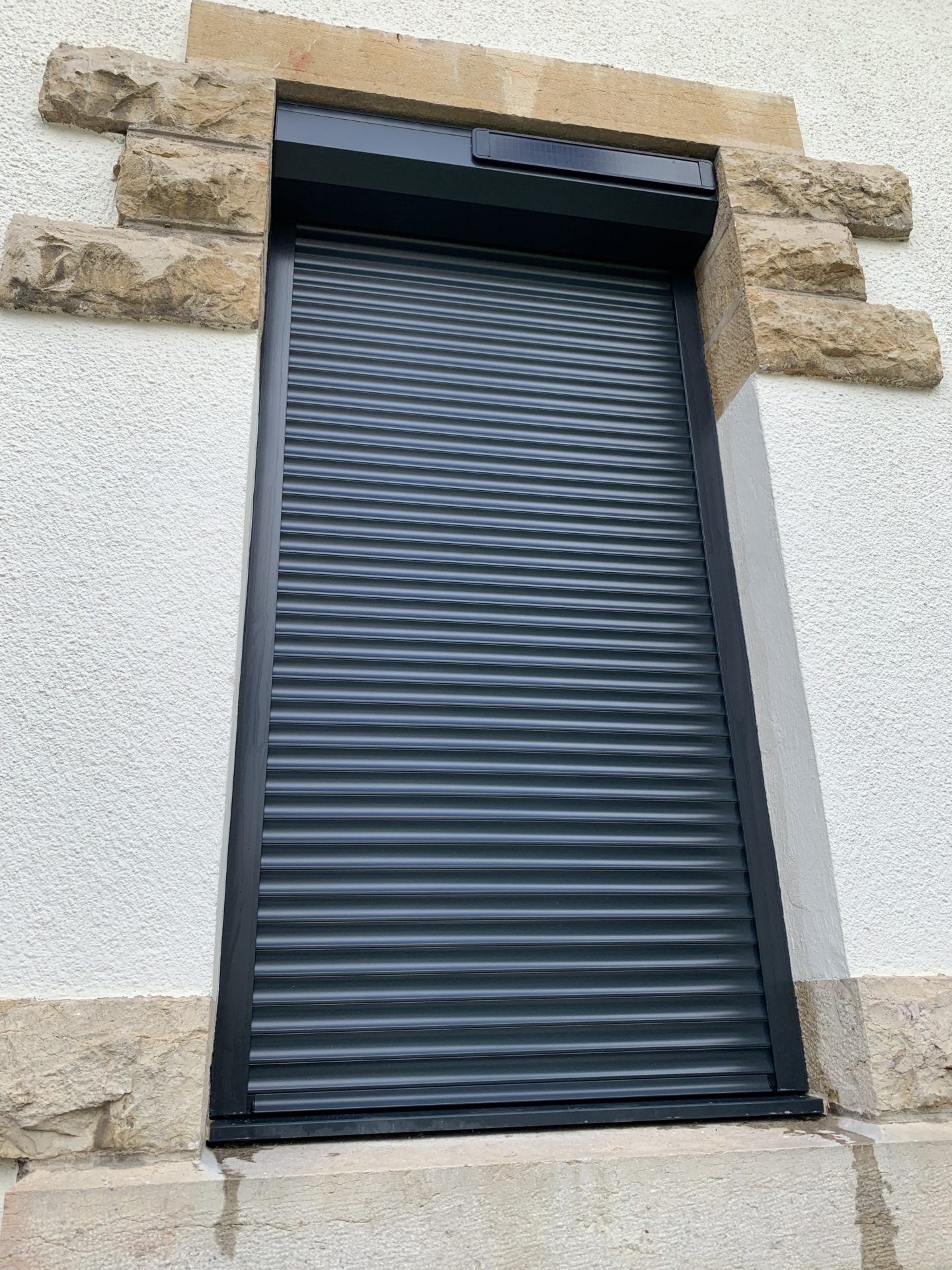volets roulants solaires 7016