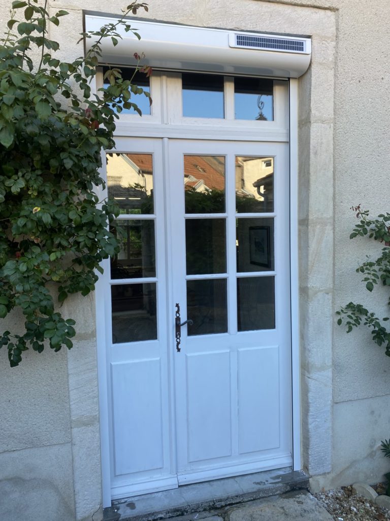 volet roulant blanc porte fenetre