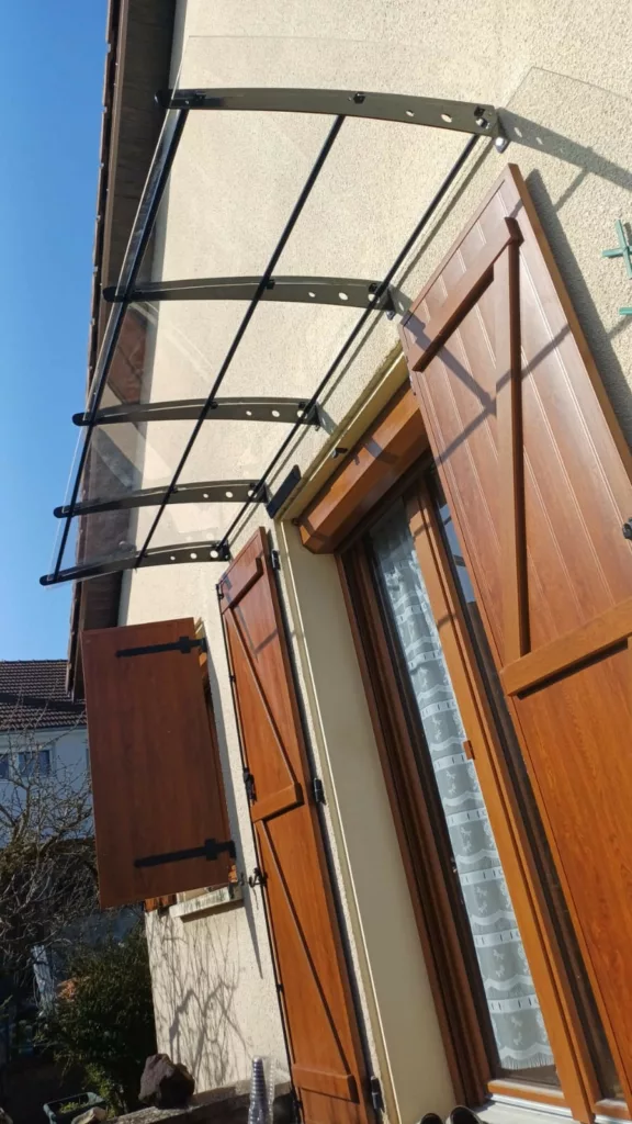 MB DIRECT_KOMILFODIJON_ MARQUISE BROADWAY BRUN & DOUTTE_RAL9005_