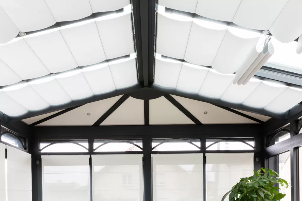 store de toiture interieur anti chaleur